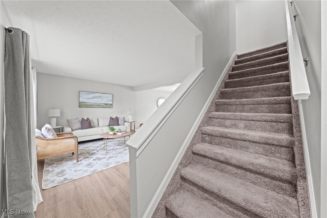 5112 Commanche Trail