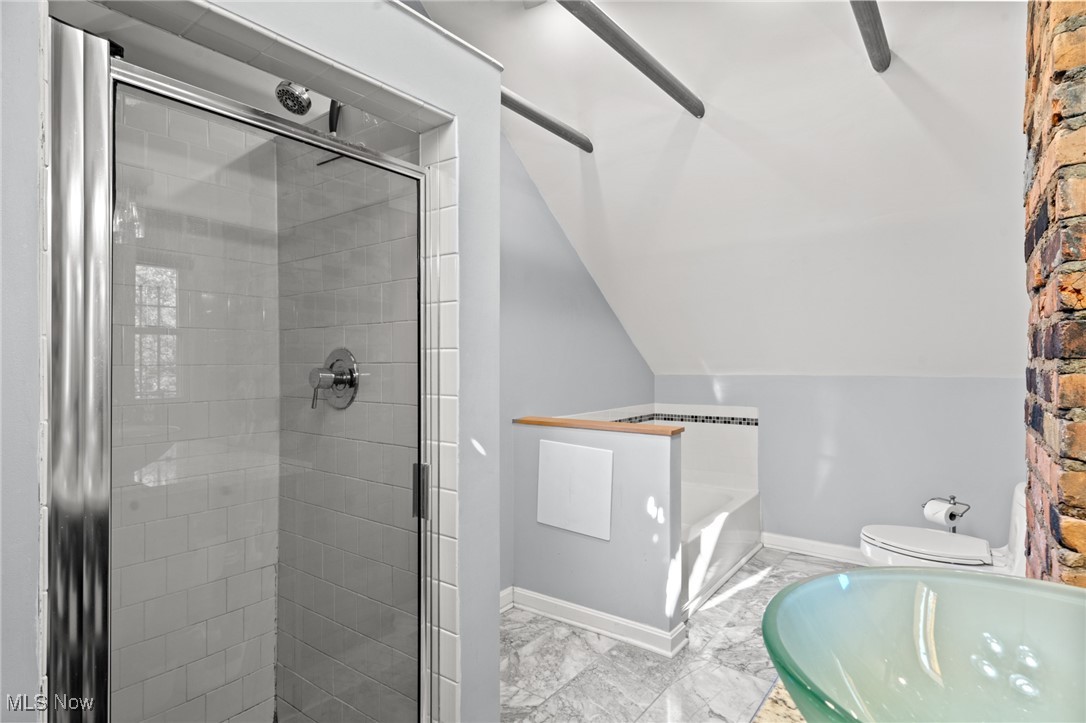 Cleveland, Ohio 44102, United States, 3 Bedrooms Bedrooms, ,2 BathroomsBathrooms,Residential,Active,224135