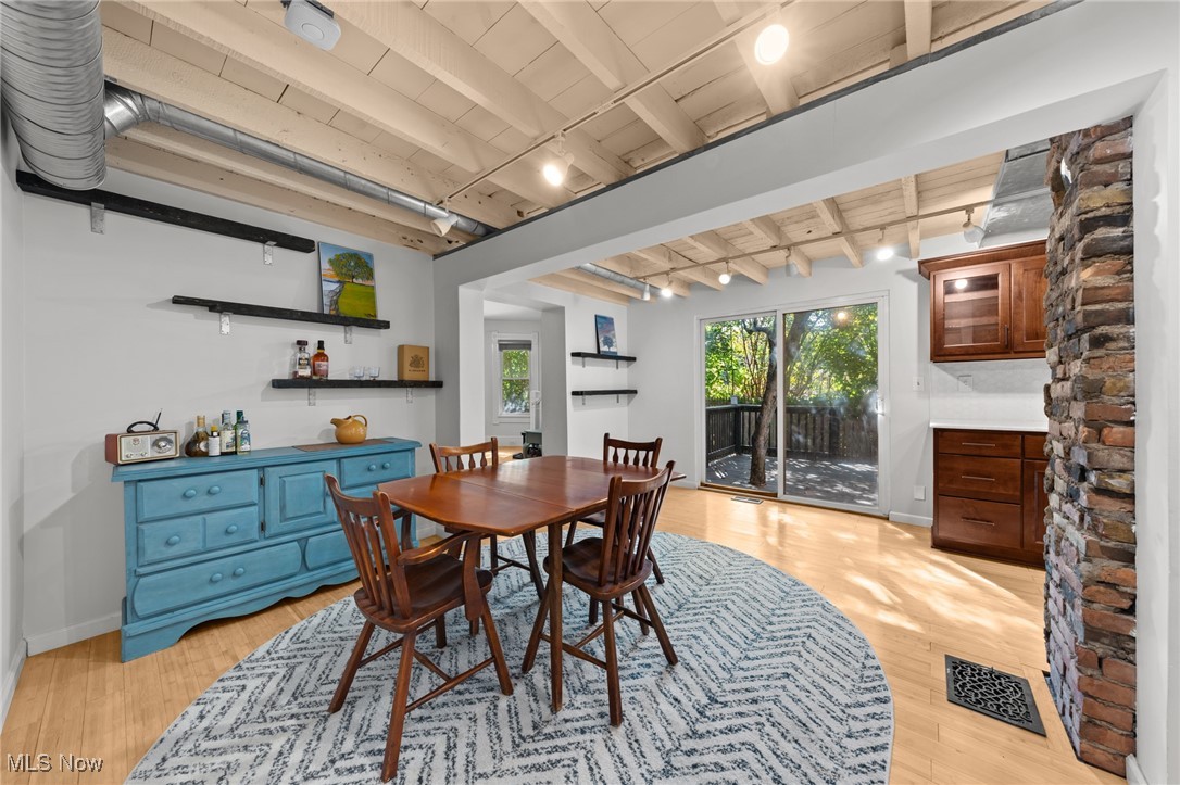 Cleveland, Ohio 44102, United States, 3 Bedrooms Bedrooms, ,2 BathroomsBathrooms,Residential,Active,224135