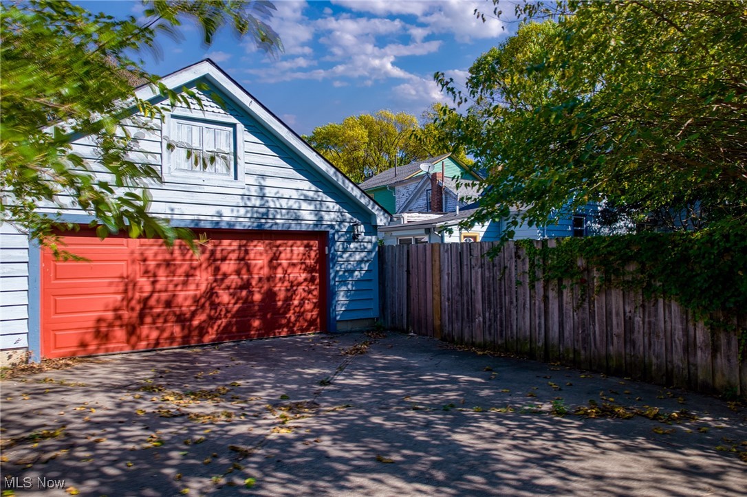 Cleveland, Ohio 44102, United States, 3 Bedrooms Bedrooms, ,2 BathroomsBathrooms,Residential,Active,224135