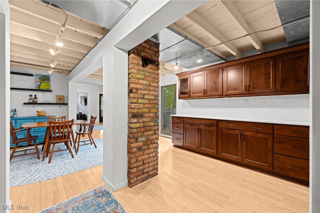 Cleveland, Ohio 44102, United States, 3 Bedrooms Bedrooms, ,2 BathroomsBathrooms,Residential,Active,224135