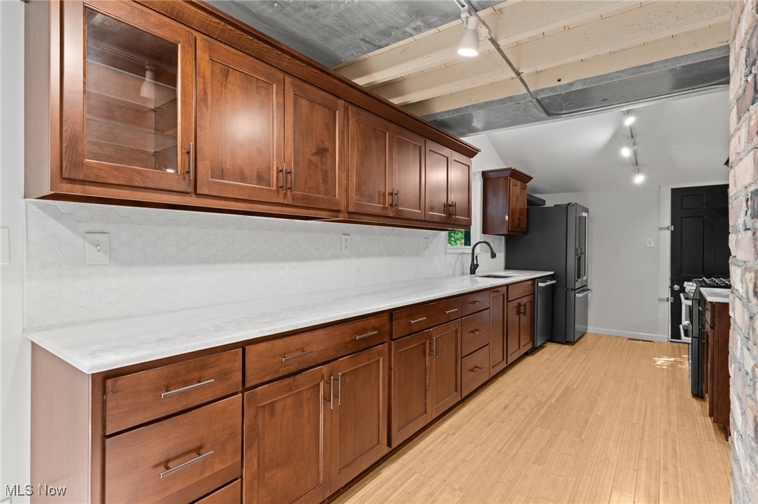 Cleveland, Ohio 44102, United States, 3 Bedrooms Bedrooms, ,2 BathroomsBathrooms,Residential,Active,224135