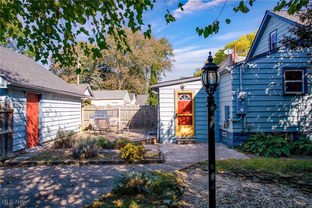 1864 W 50th Street