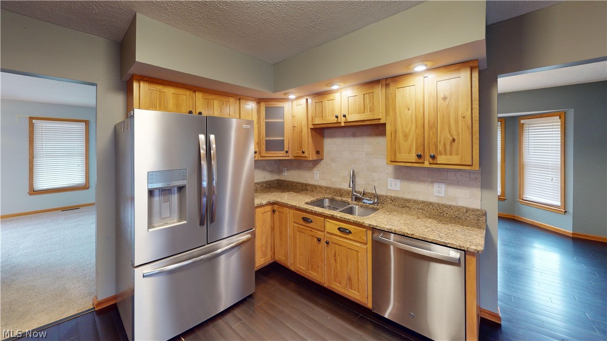 Winding Road Add - Residential