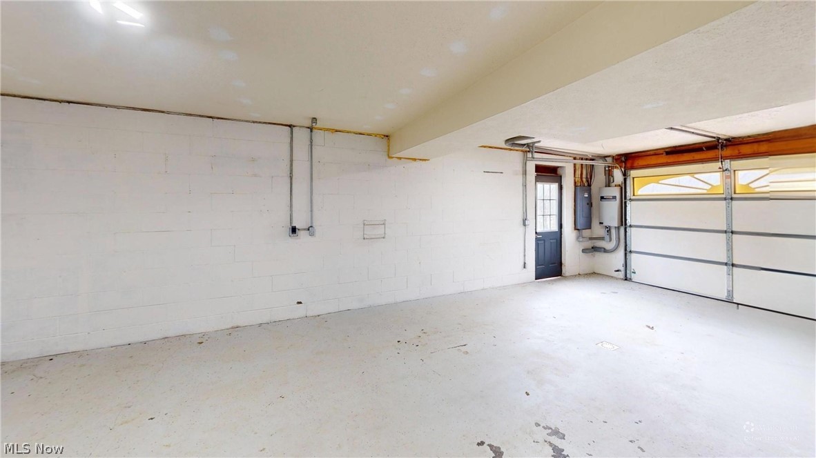 Winding Road Add - Residential