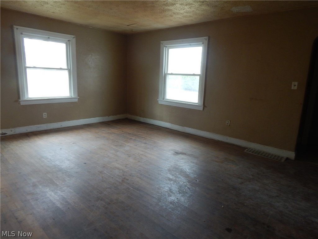 Falls Acres - Residential