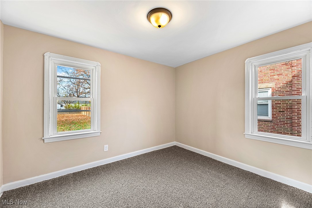 Bungalow 04 - Residential