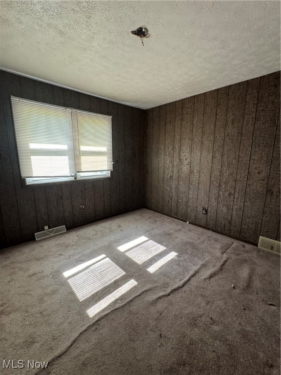 North Woods Estate - Residential