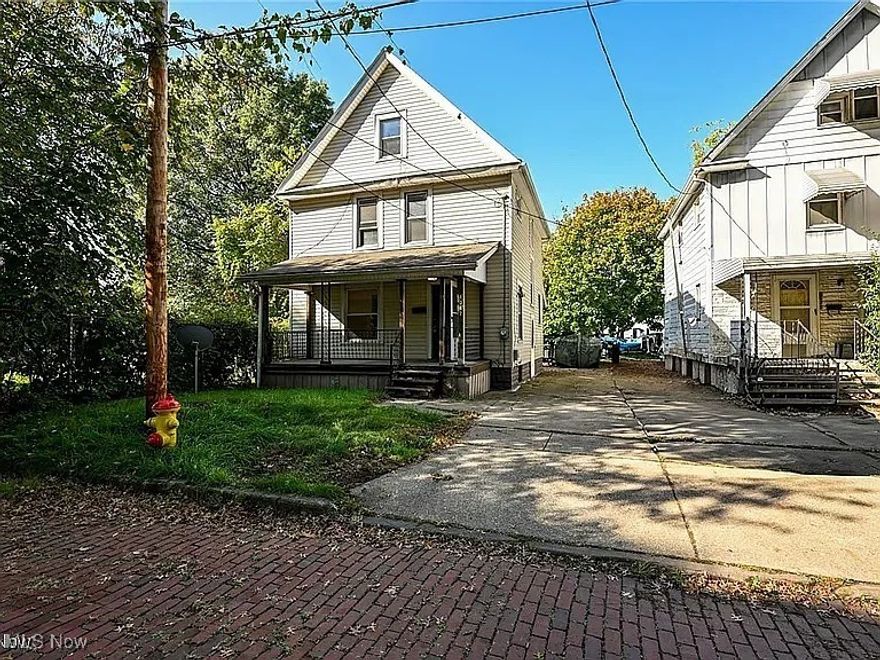 HOUSE FOR RENT IN AKRON
$1500 /month
$1500 deposit
5 bedrooms
1 bathroom
Tenant pays all utilities
Call or text to see today!
A pet at owner's discretion for non-refundable pet deposit and pet rent
$50 application fee per adult. Must show 2 x rent as income documented, ID. Criminal and eviction background checks state and national, no credit check.
If approved, security deposit DUE WITHIN 48 HOURS OF BEING APPROVED and units can be held maximum 3 weeks.
CALL OR TEXT TO SEE TODAY
Marketed by Licensed Realtor. We follow all Fair Housing Laws.