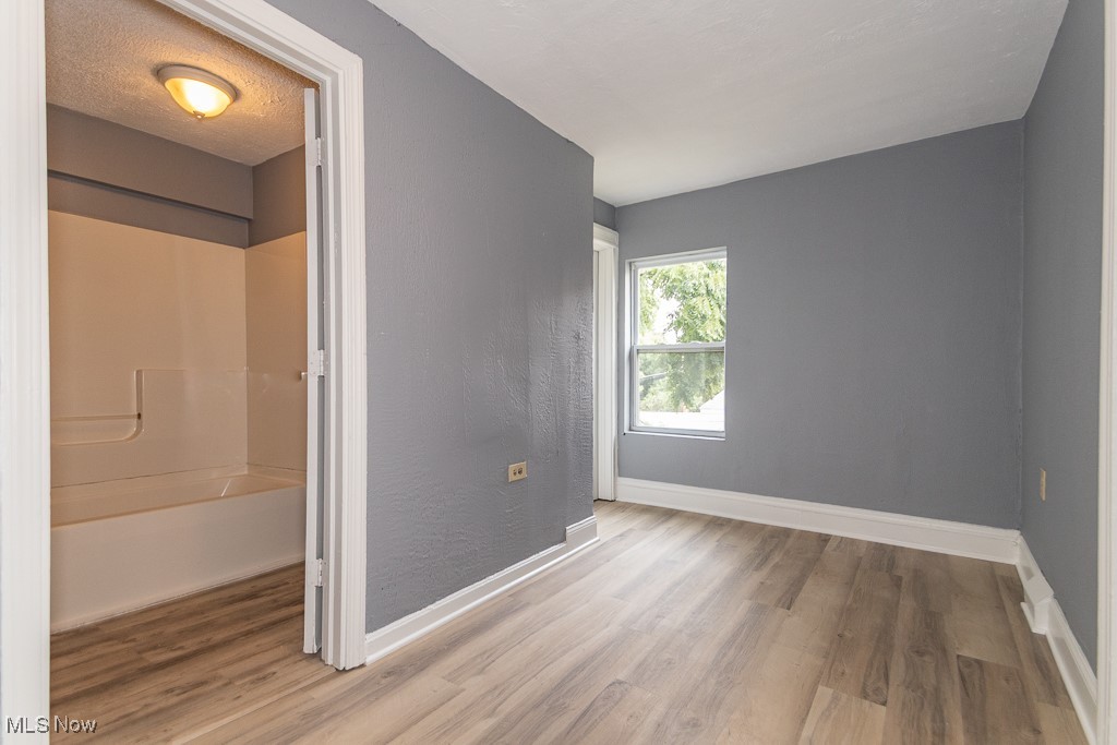 Skeele & Darieus - Residential Lease