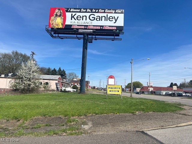 Great commercial corner lot on Lincolnway E
Lot sz .37 of an ac. (60x200)
Seller is retaining the lease rights for the billboard.