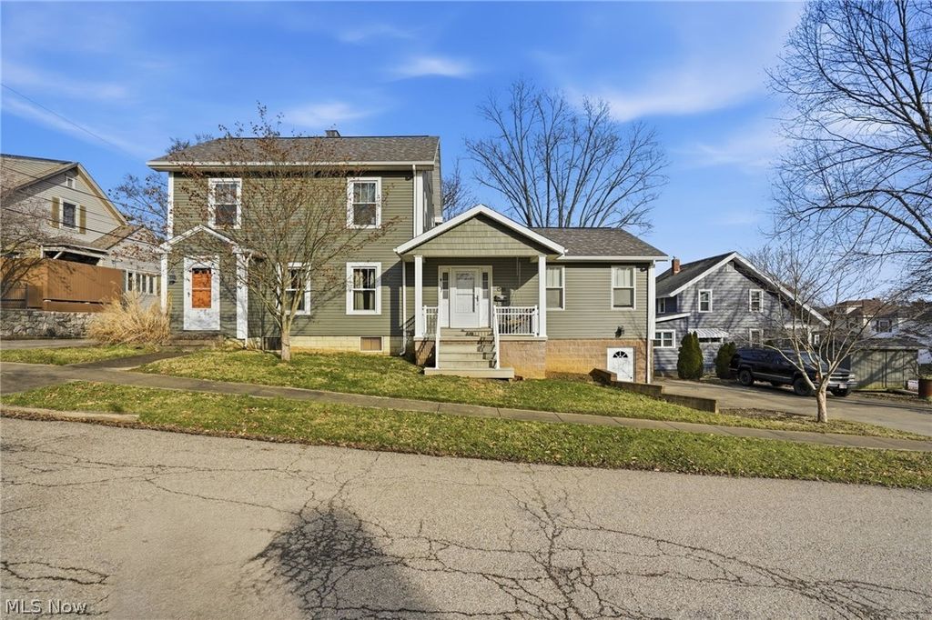 Photo of 1516 Myrtle Avenue, Zanesville, OH 43701 (MLS # 5192038)