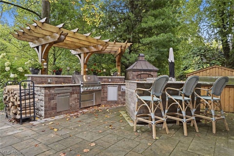 Tiny photo for 411 Stonebridge Drive, Amherst, OH 44001 (MLS # 5242983)