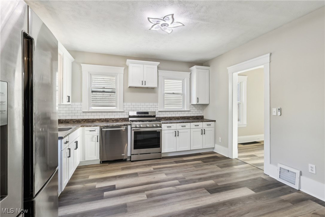 2139 W 85th Street, Cleveland, Ohio image 8