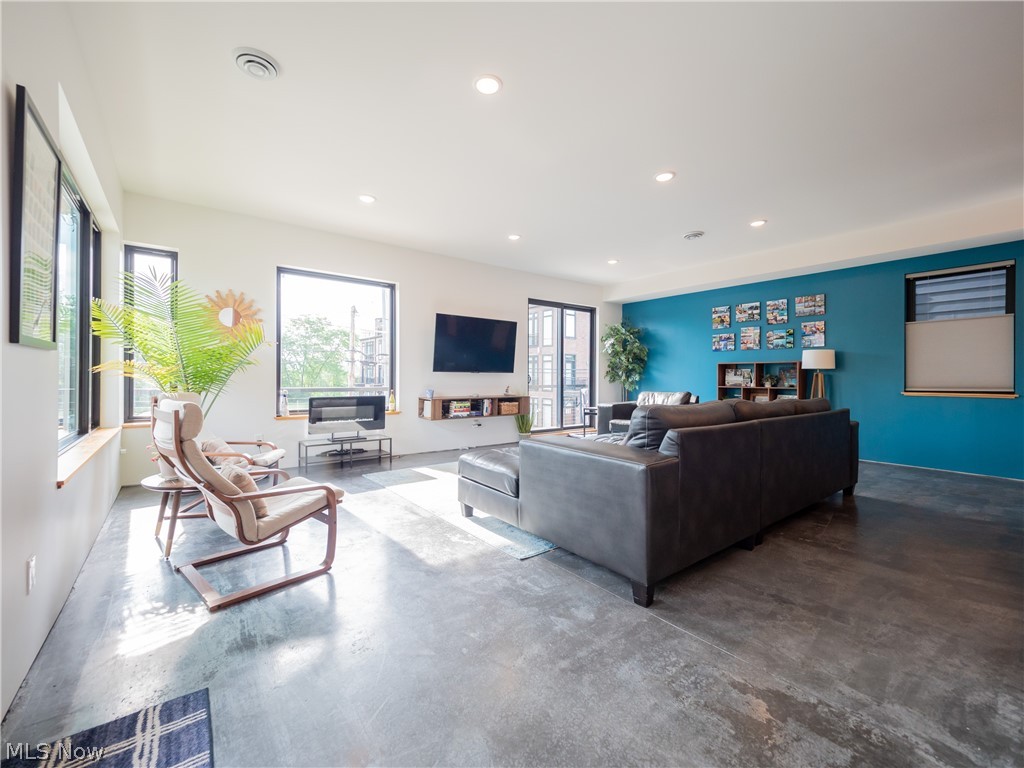 Duck Island - Residential