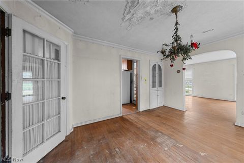 Tiny photo for 19264 N Sagamore Road, Fairview Park, OH 44126 (MLS # 5202711)