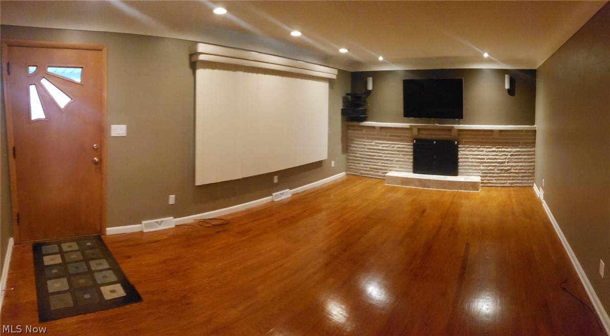 Creed 04 - Residential