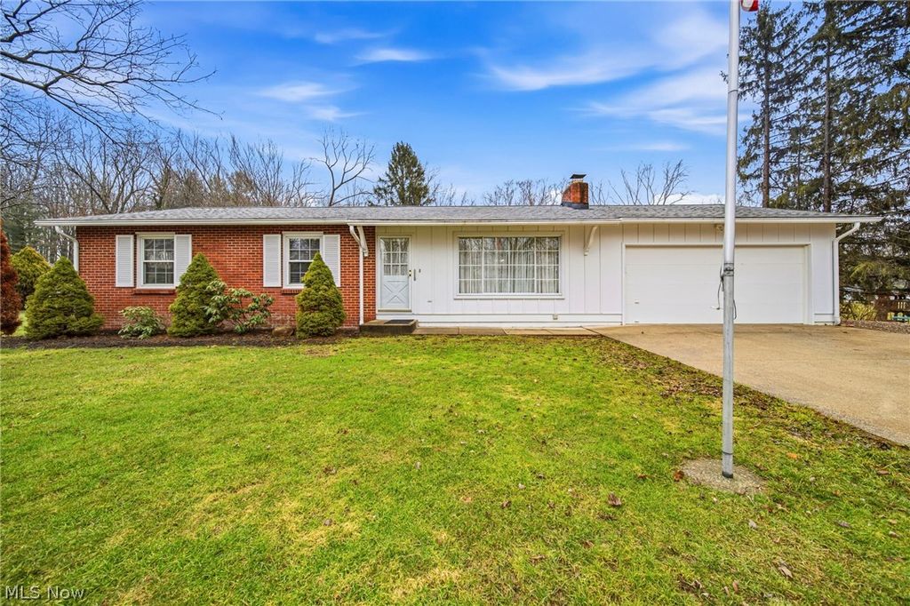 Photo of 1930 E 52nd Street, Ashtabula, OH 44004 (MLS # 5191865)