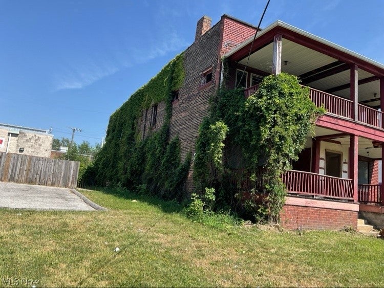 945 E 150th Street