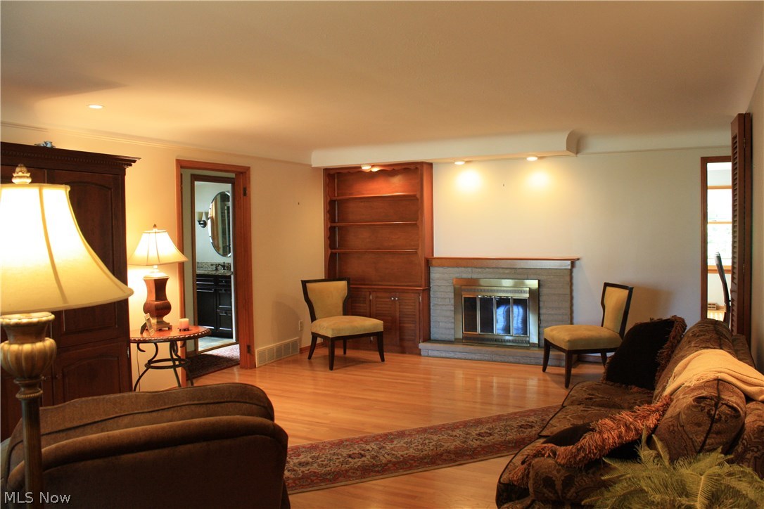 Curtis C Michell Inc Colahan D - Residential