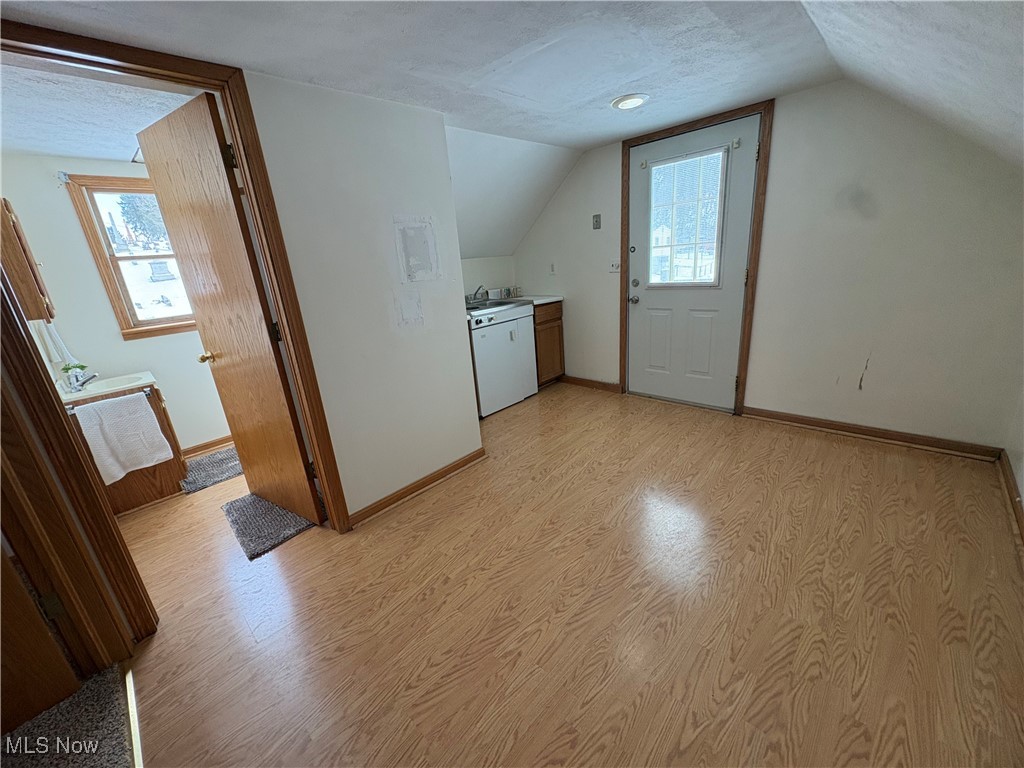 Bett Marr - Residential