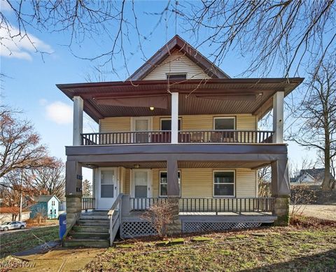 3299 W 82nd Street Cleveland OH 44102