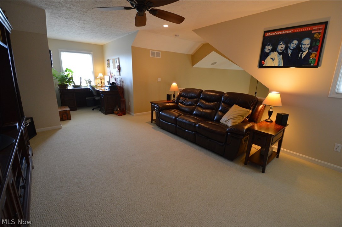 Macintosh Farms - Residential
