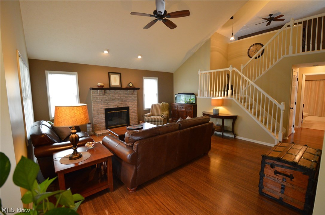 Macintosh Farms - Residential