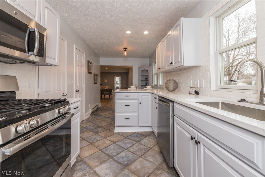 Lakeshore Blvd Estates 01 - Residential