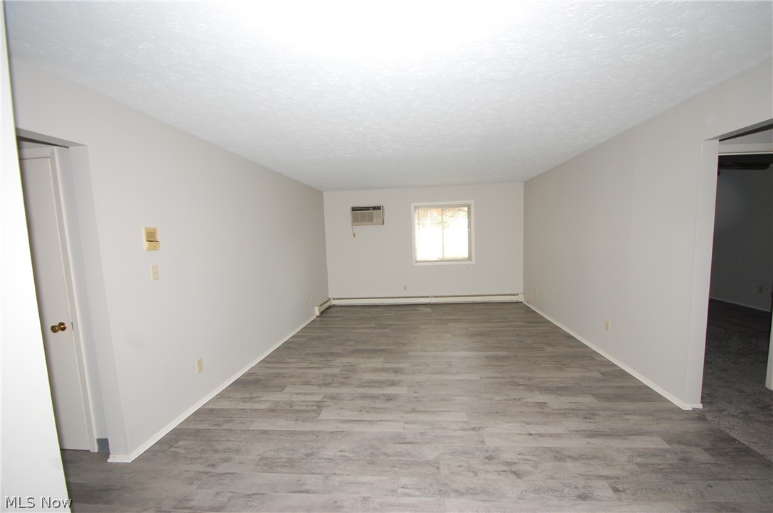 Carter Circle Condo - Residential