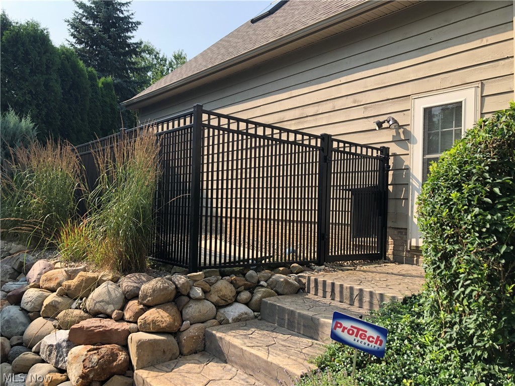 Homestead Creek - Residential