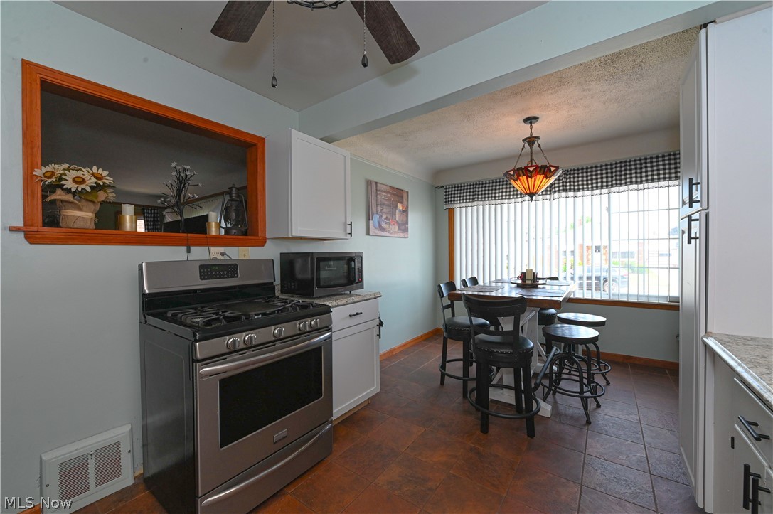 Ridgewood 05 - Residential