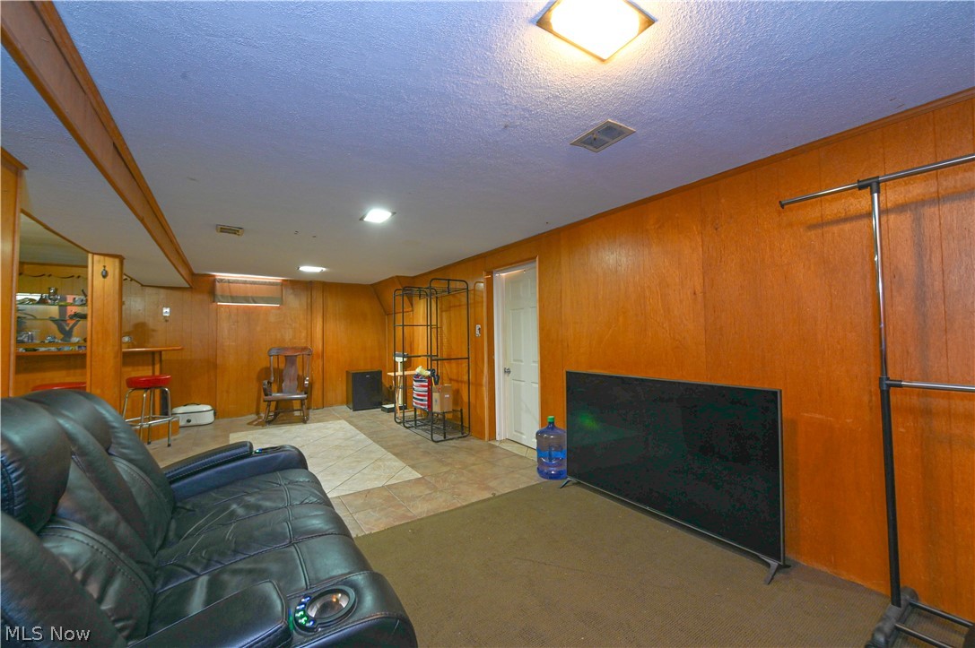 Ridgewood 05 - Residential