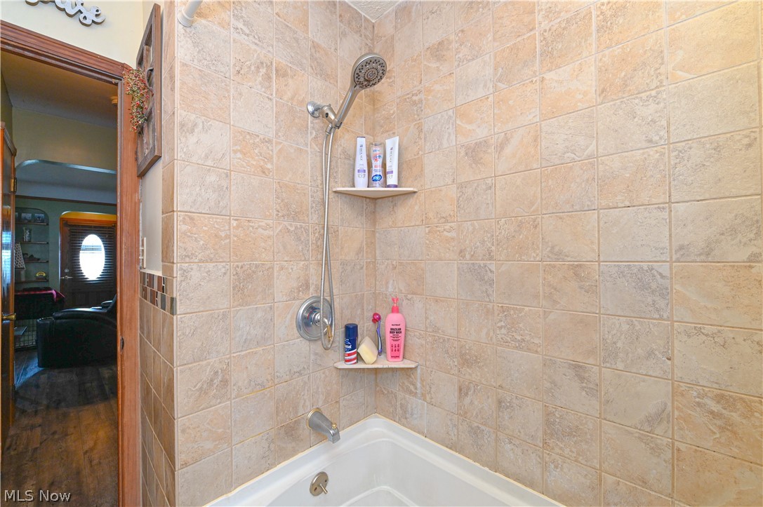 Ridgewood 05 - Residential