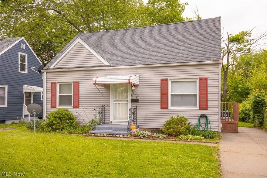 Cozy cape cod located in West Akron! This property has two bedrooms on the first floor, an oversized master bedroom located on the second floor and one full bath. The kitchen is also extemely spacious with an island in the middle. The roof and central air units are less than five years old and the seller is offering a home warranty. Please contact your local real estate professional to schedule your private showing today!