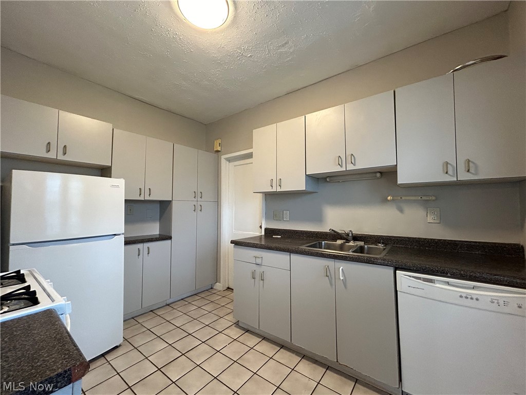 Coventry-Mayfield Land Cos Su - Residential Lease