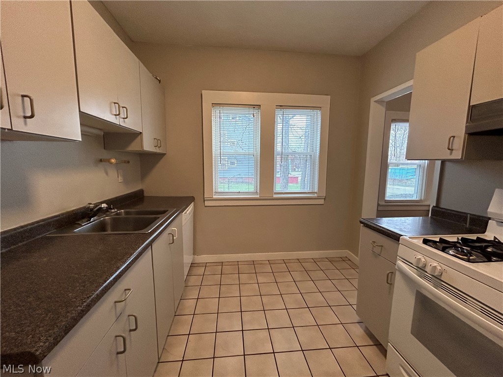 Coventry-Mayfield Land Cos Su - Residential Lease