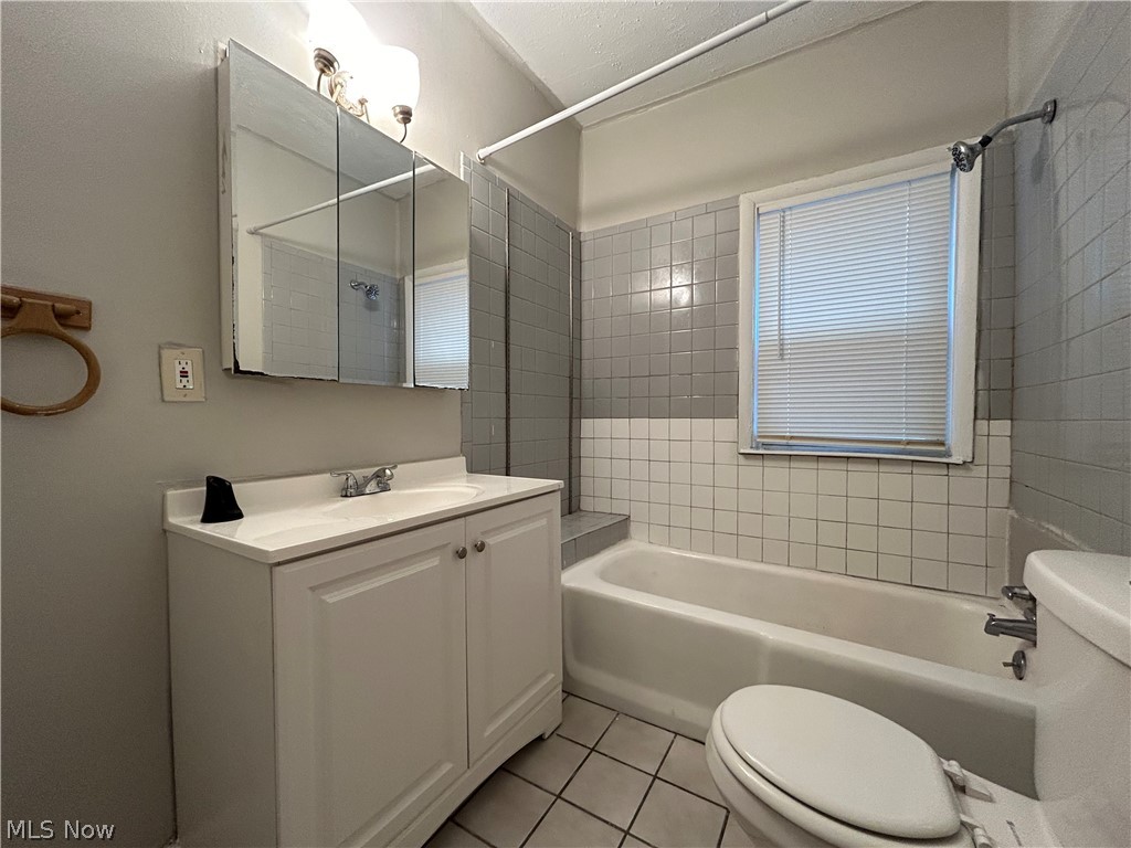 Coventry-Mayfield Land Cos Su - Residential Lease
