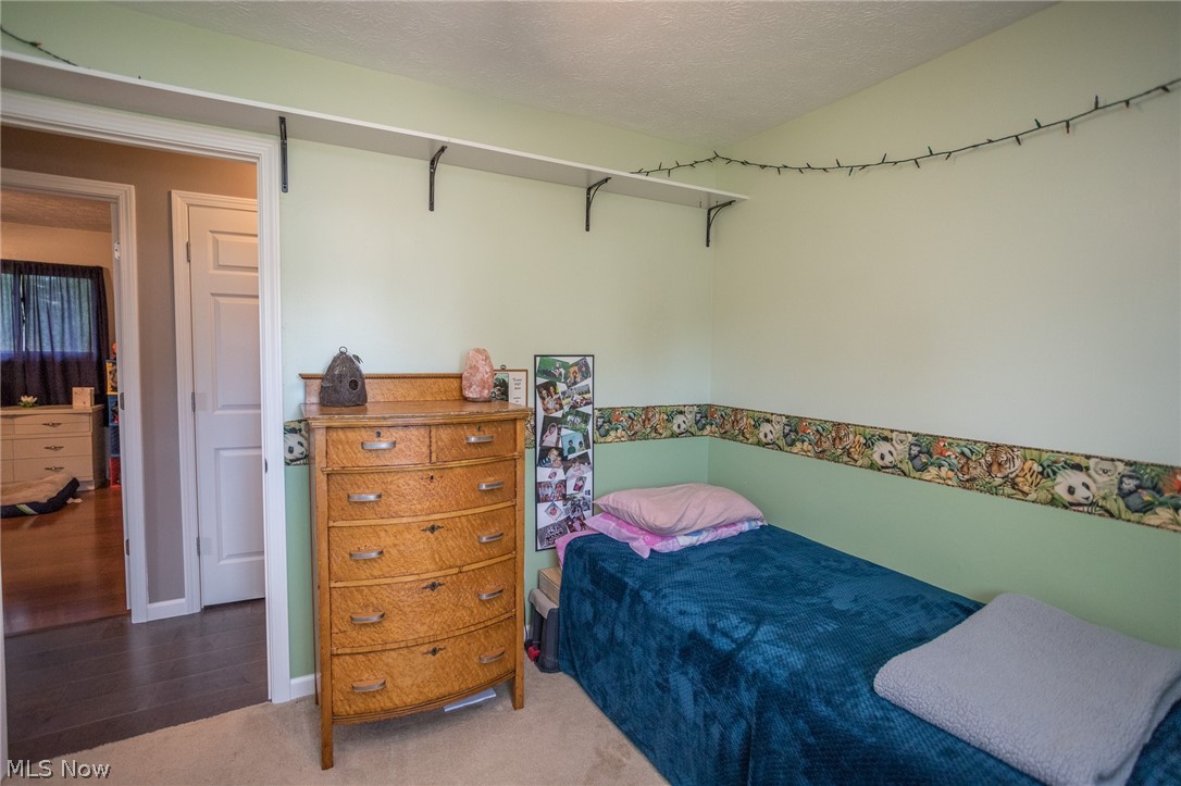 Hickory Hills - Residential