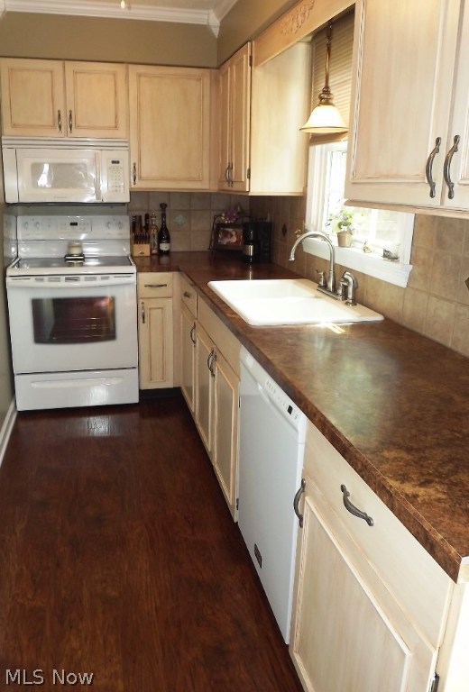 Maple Creek Condo Estates - Residential