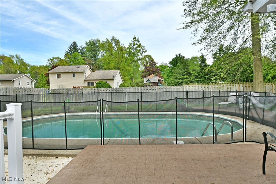 394 Stahl Avenue, Cortland, Ohio image 6