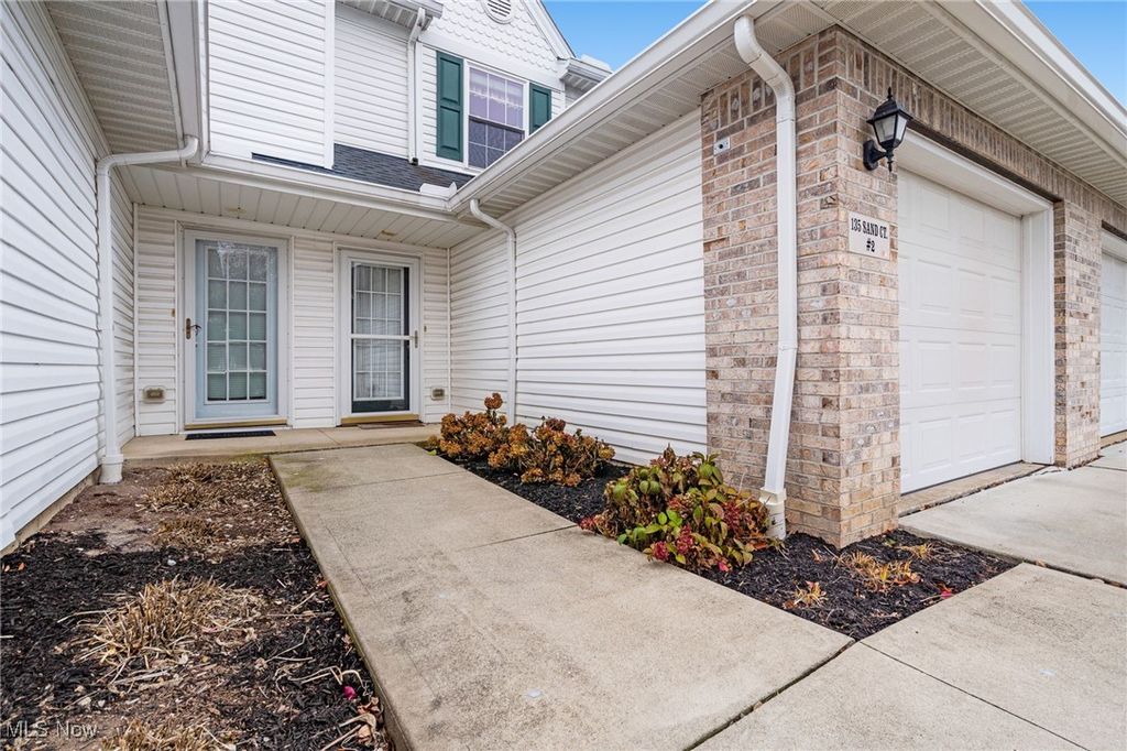Photo of 135 Sand Court #14 Suite 2, Fairlawn, OH 44333 (MLS # 5173708)