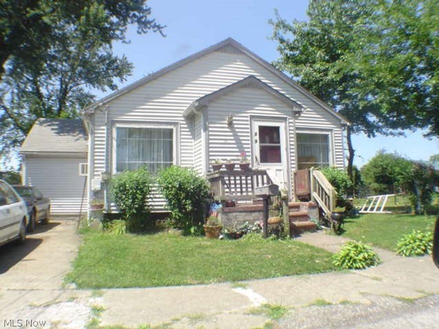 Great investment currently rented. Current renter would like to stay.