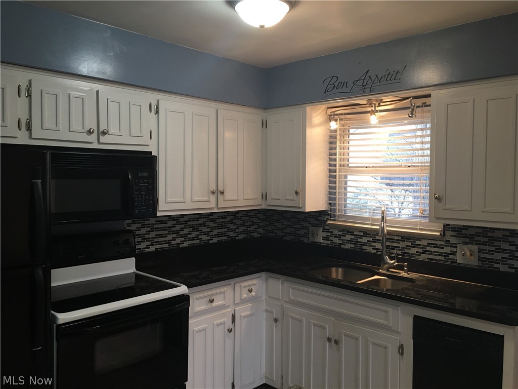 Oaklawn Estates - Residential Lease