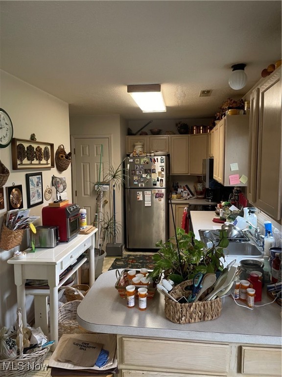 Tallmadge, Ohio 44278, United States, 4 Bedrooms Bedrooms, ,4 BathroomsBathrooms,Residential,Contingent,104675