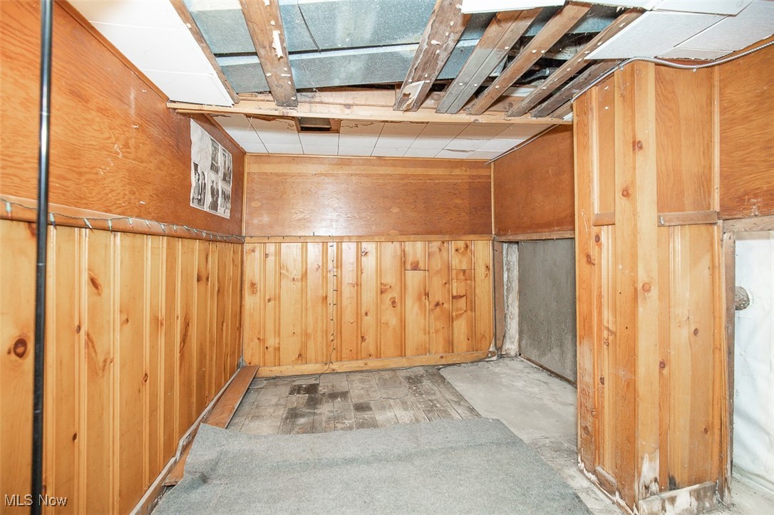 B Schatzinger & Honora Bailey - Residential