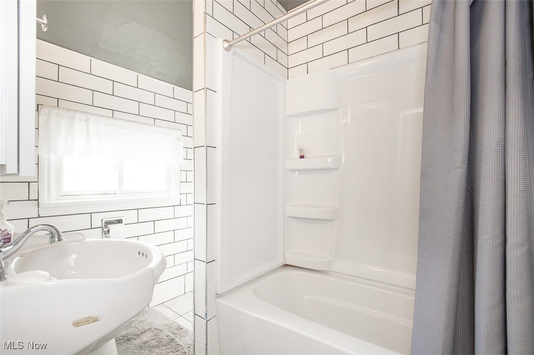 B Schatzinger & Honora Bailey - Residential