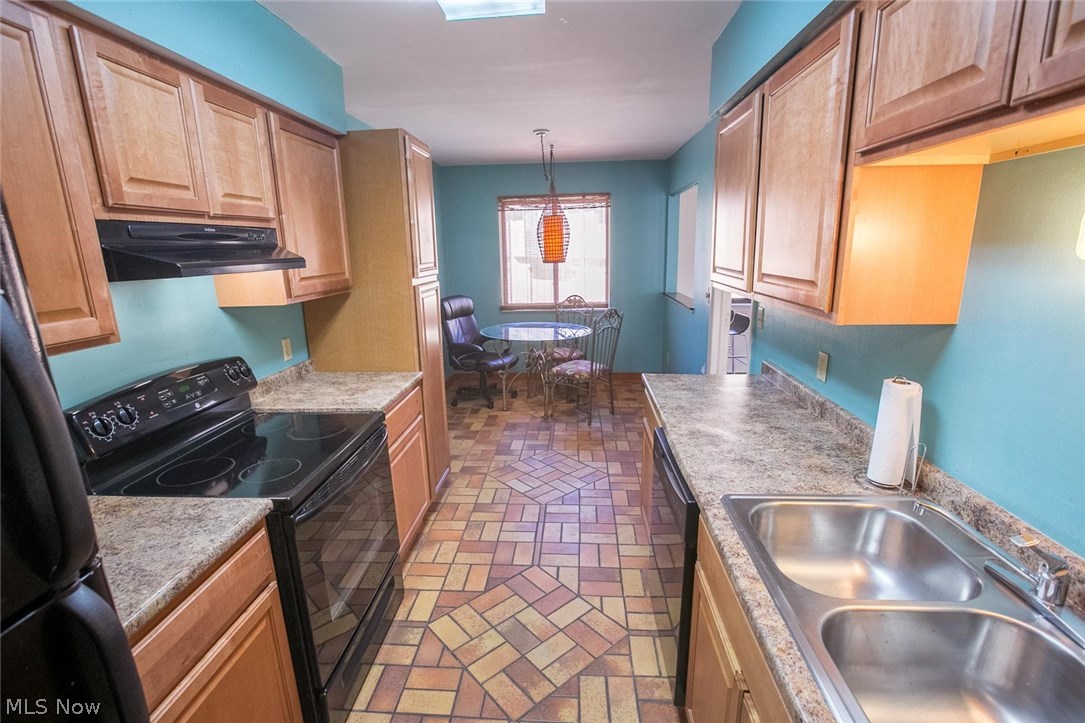 Hampton Woods - Residential