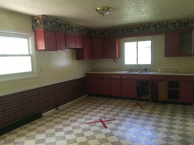 Barberton Homestead - Residential