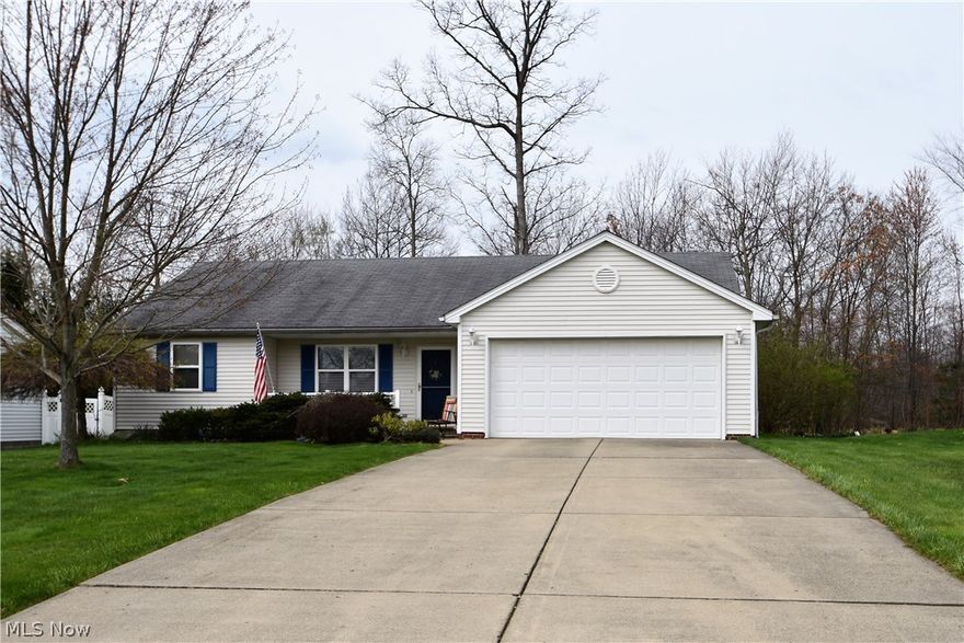 3 bedroom vinyl Ranch home, 2 full baths, large country kitchen. Leads to deck over looking private backyard, newer carpet, nothing to do but move in!